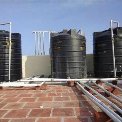 تنظيف وتعقيم الخزانات بأفضل فنيين