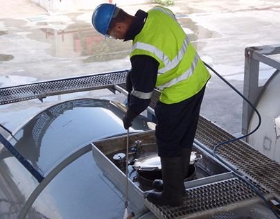 تنظيف خزانات بالرياض بأسعار مناسبة